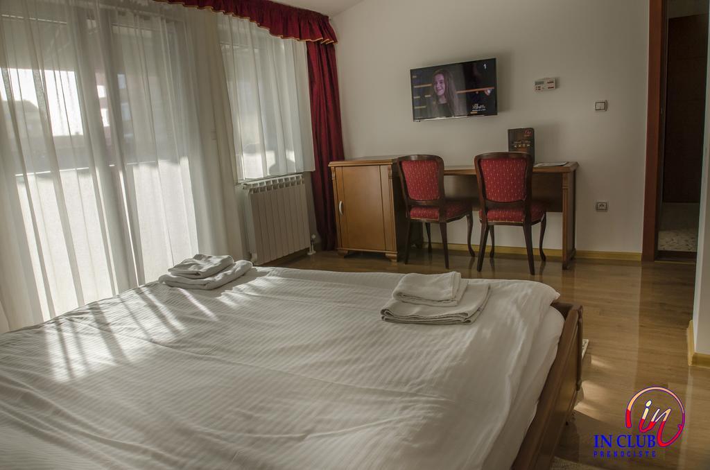 Apartment And Rooms In Club Indija Eksteriør bilde