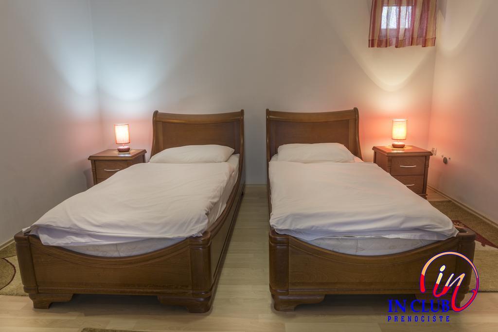 Apartment And Rooms In Club Indija Eksteriør bilde